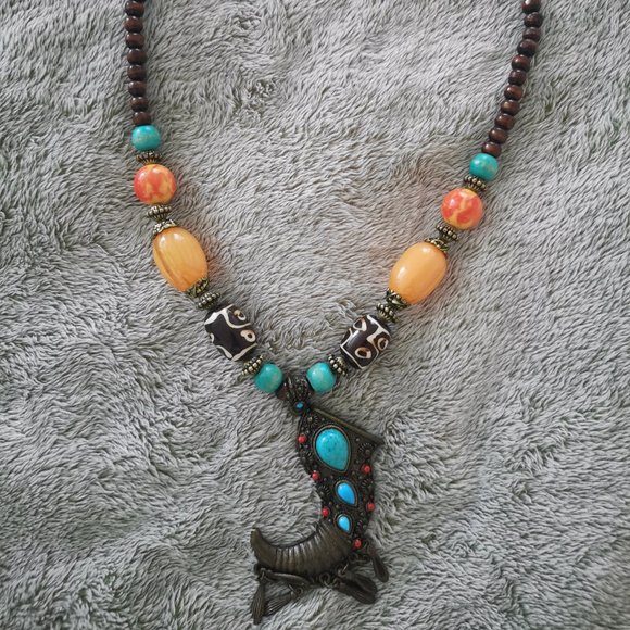 Elegant Handmade Tibetan Necklace: Local Stones & Copper Craftsmanship - Picture 1 of 3